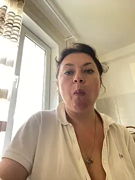 Kiravix online show from 10-06-25, 09:18