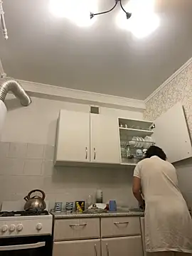 Kiravix online show from 10-14-25, 03:35