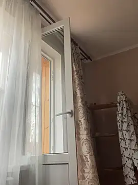 Kiravix online show from 10-18-25, 05:32