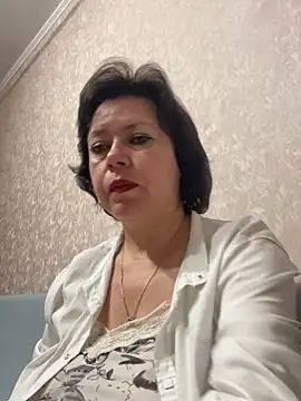 Kiravix online show from 12-18-25, 07:53