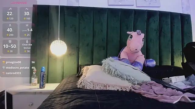 PaulinaGame online show from 09-13-25, 07:13