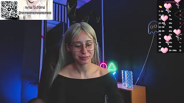 meomeee online show from 02-12-26, 04:02