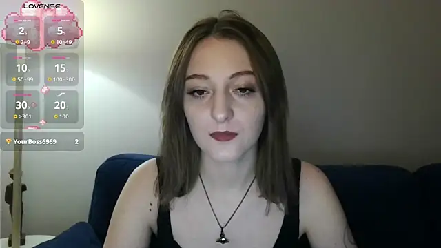 white liillyy online show from 11-25-25, 04:29