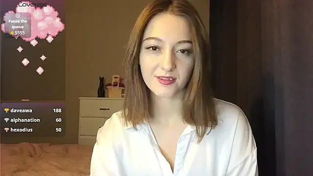 white liillyy online show from 12-15-25, 10:14