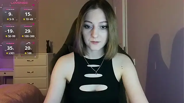 Snapshot of white_liillyy chatting on 06-13-26, 08:07 white liillyy online show from 06-13-26, 08:07