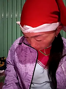 Snapshot of Exembin chatting on 09-11-25, 02:17 Exembin online show from 09-11-25, 02:17