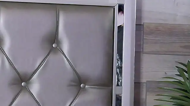 LunaHart online show from 04-07-26, 02:56