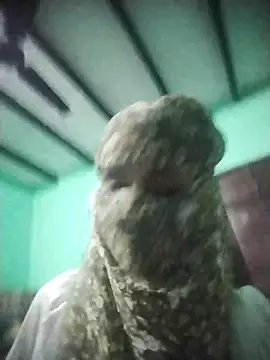 Sexey-Puja online show from 10-19-25, 02:34