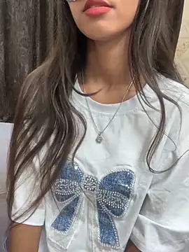 Desire Zoya online show from 09-26-25, 04:00