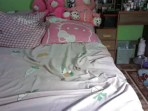 BigClit Ayana online show from 11-18-25, 08:35