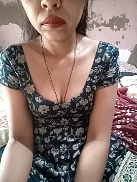 Snapshot of Paakhi-Singh chatting on 12-17-25, 04:51 Paakhi-Singh online show from 12-17-25, 04:51