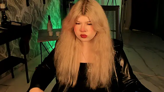 LilithNelson online show from 10-14-25, 02:29