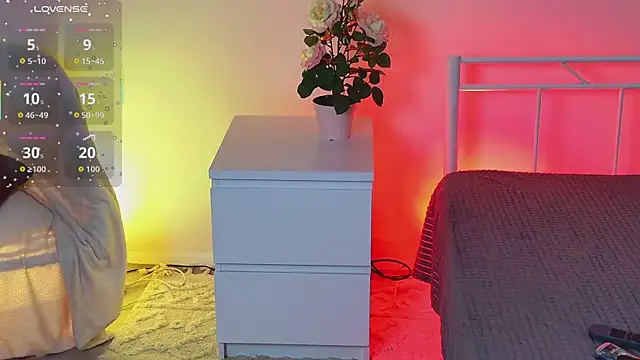 Snapshot of Wander_Waves chatting on 10-12-25, 08:41 Wander Waves online show from 10-12-25, 08:41