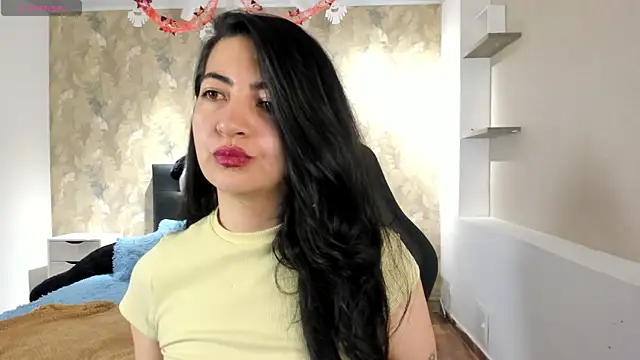 Snapshot of Saya_Amaretto1 chatting on 10-20-25, 08:09 Saya Amaretto1 online show from 10-20-25, 08:09