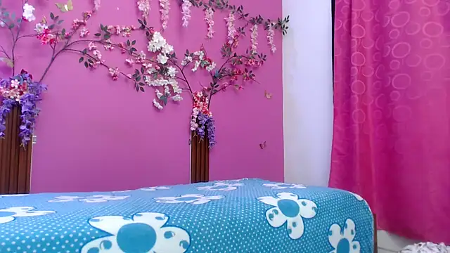 skinnybarbie022 online show from 05-31-26, 12:19