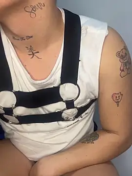 Kurtxxx22 online show from 11-25-25, 01:16