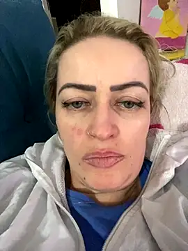 Snapshot of Alerquinasc chatting on 09-22-25, 11:51 Alerquinasc online show from 09-22-25, 11:51