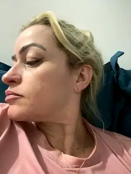 Snapshot of Alerquinasc chatting on 10-01-25, 03:45 Alerquinasc online show from 10-01-25, 03:45