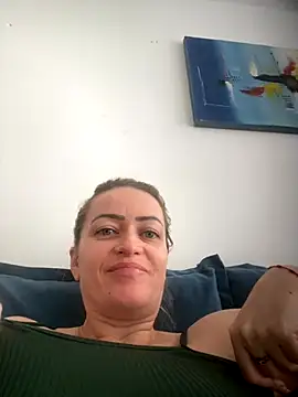 Snapshot of Alerquinasc chatting on 11-02-25, 04:20 Alerquinasc online show from 11-02-25, 04:20