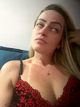 Snapshot of Alerquinasc chatting on 11-13-25, 11:58 Alerquinasc online show from 11-13-25, 11:58