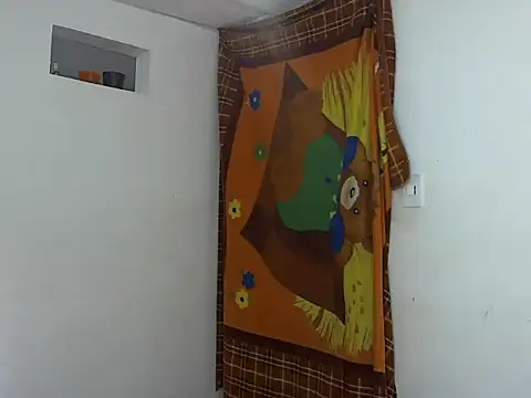 MeganAndMaxxh online show from 09-10-25, 01:38