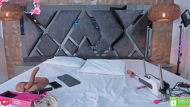 Selene  Lopez  online show from 04-26-26, 07:55