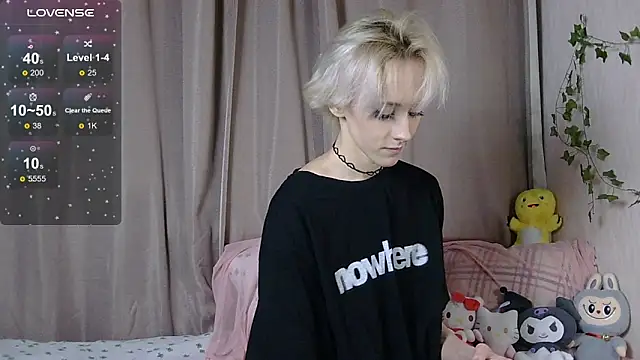 Snapshot of NextVibe_ chatting on 11-23-25, 05:13 NextVibe online show from 11-23-25, 05:13