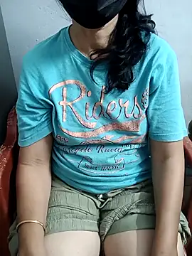 Snapshot of ammala_honey chatting on 10-05-25, 09:29 ammala honey online show from 10-05-25, 09:29