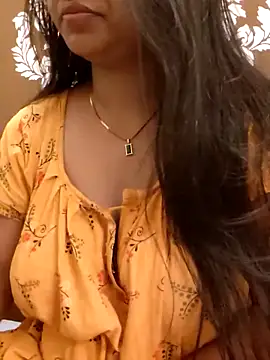 Snapshot of yoursexy_rumi chatting on 03-10-26, 04:50 yoursexy rumi online show from 03-10-26, 04:50