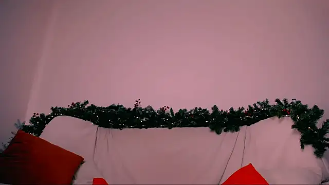 Snapshot of Charlotte_Colinss chatting on 12-14-25, 04:29 Charlotte Colinss online show from 12-14-25, 04:29