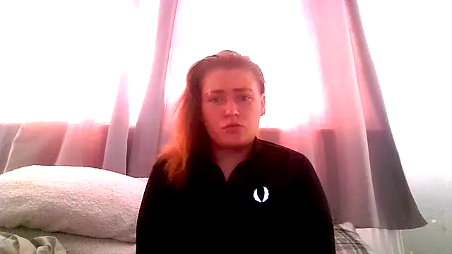 Snapshot of RUBY-ROSE-SWINGS chatting on 11-02-25, 11:45 RUBY-ROSE-SWINGS online show from 11-02-25, 11:45