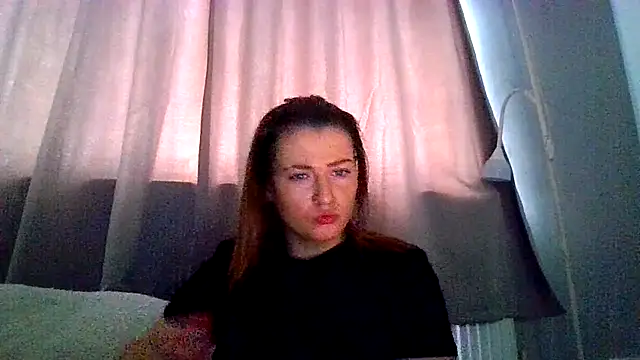 Snapshot of RUBY-ROSE-SWINGS chatting on 11-03-25, 11:33 RUBY-ROSE-SWINGS online show from 11-03-25, 11:33