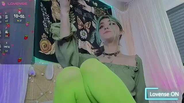 Miko Meow online show from 05-08-26, 01:05