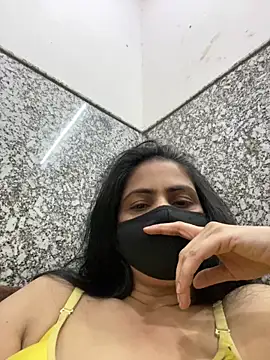 Snapshot of SashaPatel chatting on 06-04-26, 02:45 SashaPatel online show from 06-04-26, 02:45