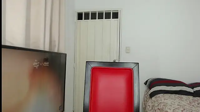 Snapshot of Alex_mojica chatting on 09-13-25, 05:07 Alex mojica online show from 09-13-25, 05:07