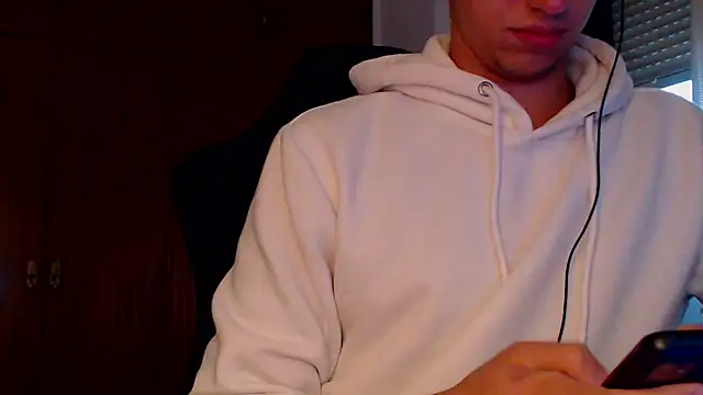 JoeisHere   online show from 10-30-25, 05:13