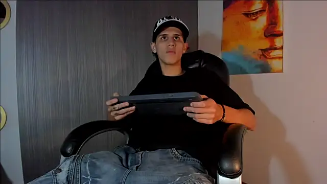  realwav online show from 12-21-25, 11:39