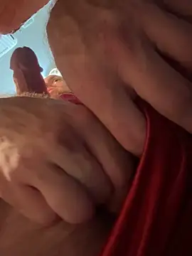 Snapshot of bearcub300 chatting on 09-27-25, 06:57 bearcub300 online show from 09-27-25, 06:57