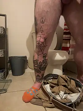 Snapshot of bearcub300 chatting on 10-09-25, 02:53 bearcub300 online show from 10-09-25, 02:53