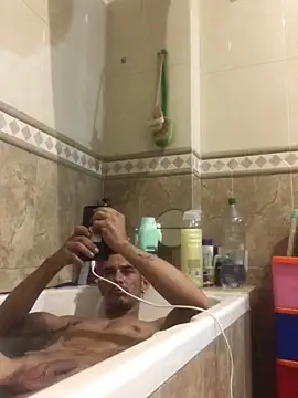 Snapshot of Villena_jm91 chatting on 09-28-25, 01:33 Villena jm91 online show from 09-28-25, 01:33