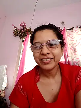 Snapshot of thanusi_2 chatting on 09-13-25, 06:24 thanusi 2 online show from 09-13-25, 06:24