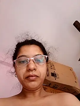 Snapshot of thanusi_2 chatting on 10-26-25, 02:28 thanusi 2 online show from 10-26-25, 02:28