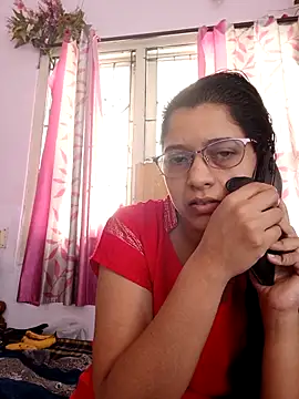 Snapshot of thanusi_2 chatting on 11-07-25, 06:24 thanusi 2 online show from 11-07-25, 06:24