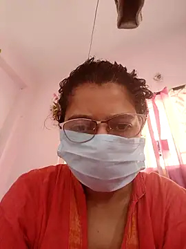 Snapshot of thanusi_2 chatting on 11-27-25, 05:53 thanusi 2 online show from 11-27-25, 05:53