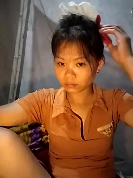 LinhNa999 online show from 09-11-25, 03:23