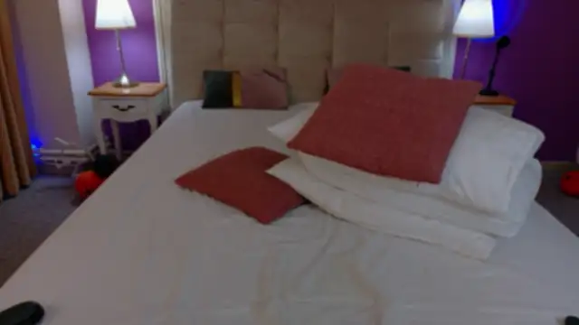 KimoraJoy online show from 12-15-25, 11:09