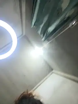 Snapshot of Sunny_lotus chatting on 09-21-25, 08:32 Sunny lotus online show from 09-21-25, 08:32