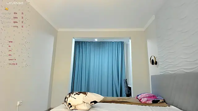 Snapshot of kawai_mai chatting on 12-18-25, 02:12 kawai mai online show from 12-18-25, 02:12