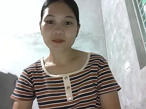 Snapshot of Bjorn357 chatting on 09-17-25, 05:09 Bjorn357 online show from 09-17-25, 05:09