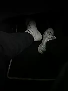 Snapshot of Manu97k chatting on 09-24-25, 04:54 Manu97k online show from 09-24-25, 04:54